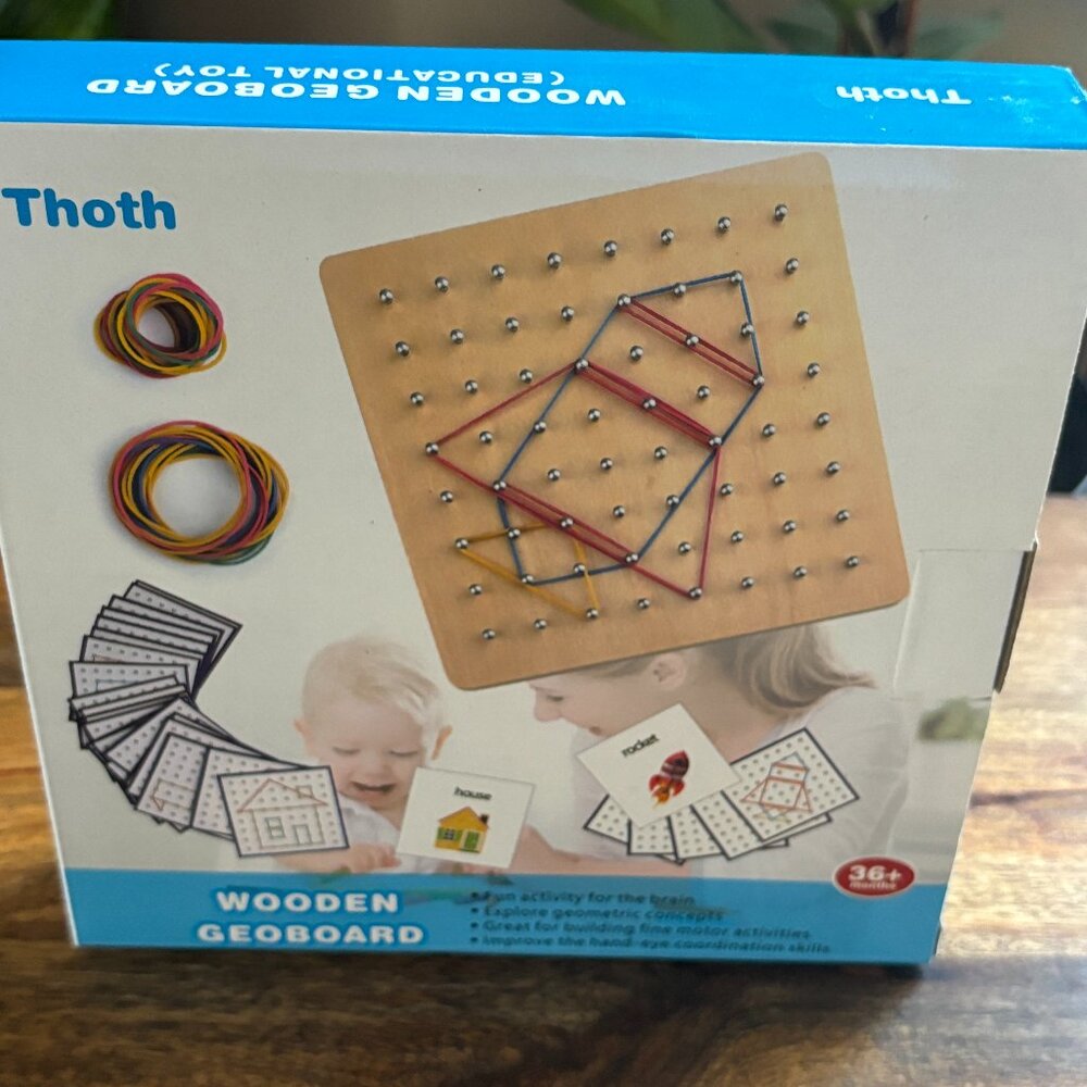Thoth Montessori Wooden Geoboard Mathematical Manipulative Material Array Block